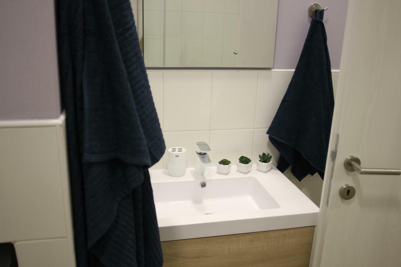 Cozy Apartment In Center Of Rijeka Luaran gambar